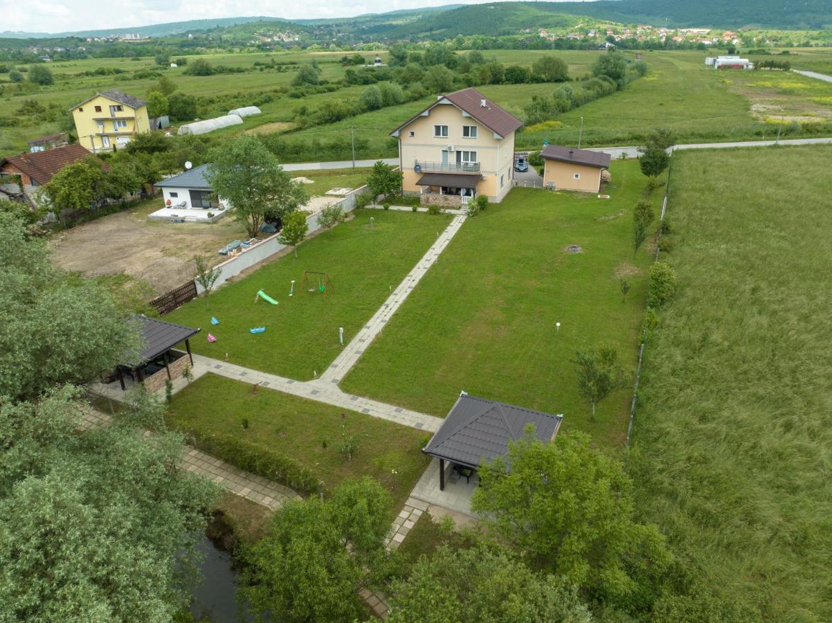 River Bank Apartments & Castle View Bihać エクステリア 写真