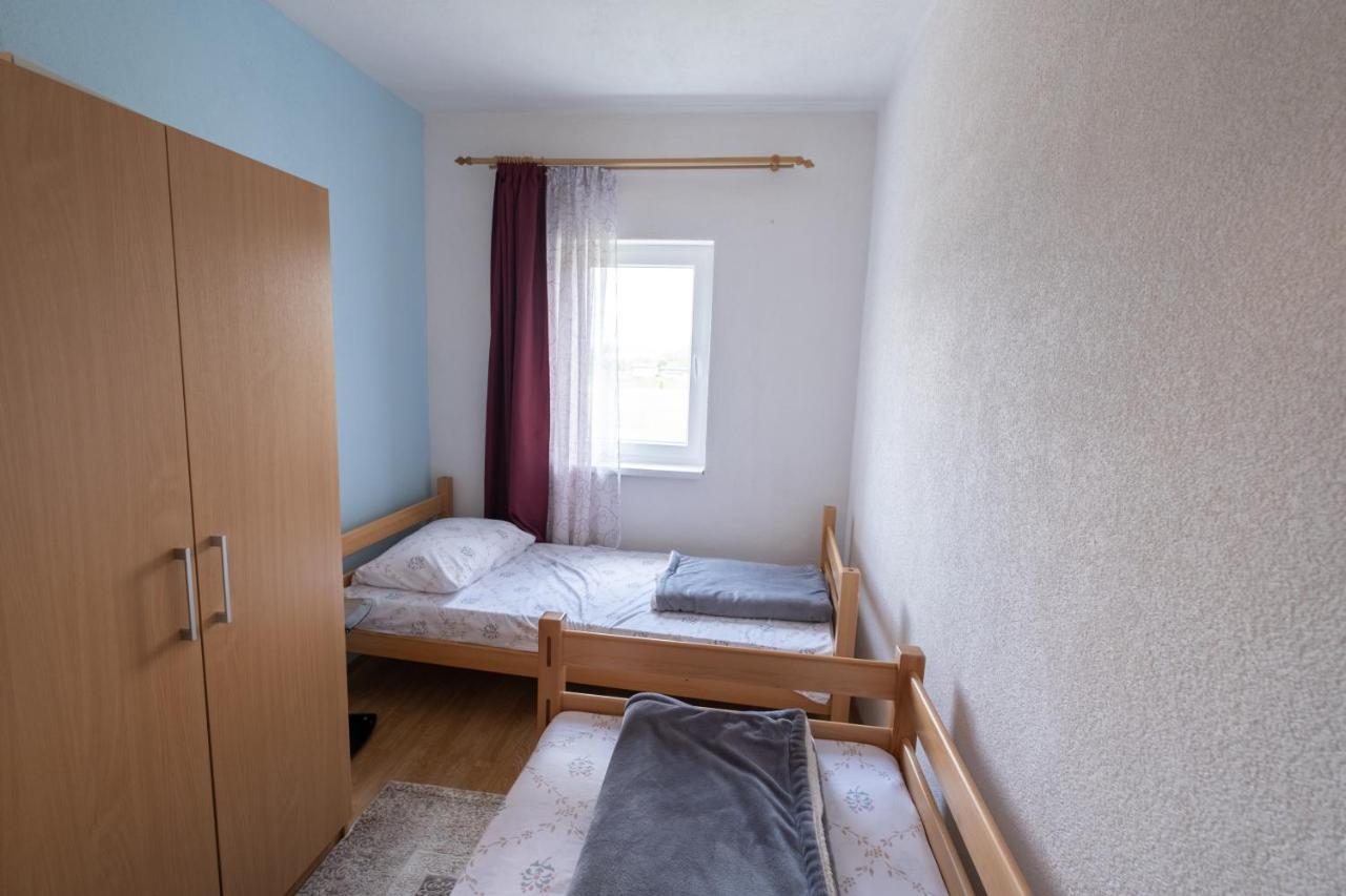River Bank Apartments & Castle View Bihać エクステリア 写真