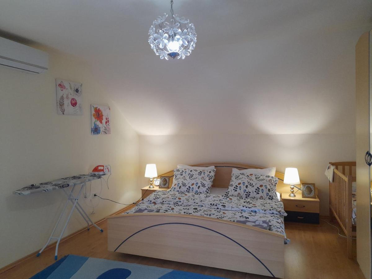 River Bank Apartments & Castle View Bihać エクステリア 写真
