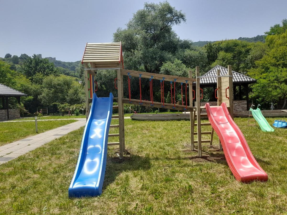 River Bank Apartments & Castle View Bihać エクステリア 写真